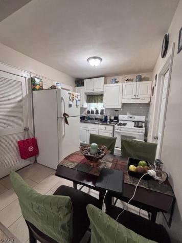 363 10TH Avenue Paterson NJ 07514