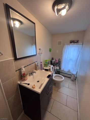 363 10TH Avenue Paterson NJ 07514