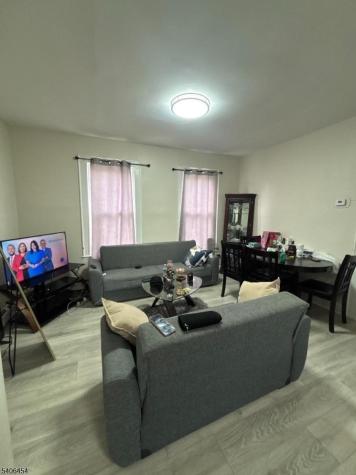 363 10TH Avenue Paterson NJ 07514
