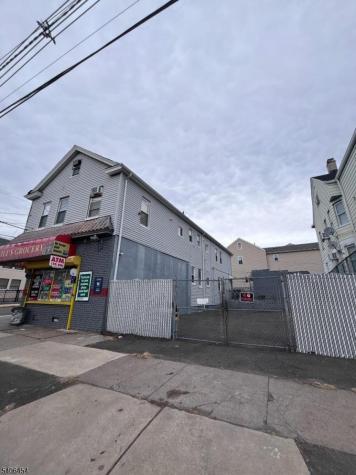 363 10TH Avenue Paterson NJ 07514
