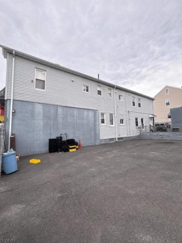 363 10TH Avenue Paterson NJ 07514