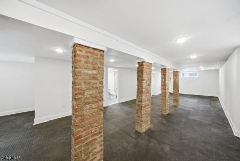 28 Irving Street Montclair NJ 07042