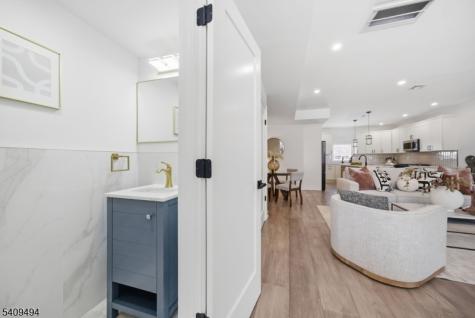 28 Irving Street Montclair NJ 07042