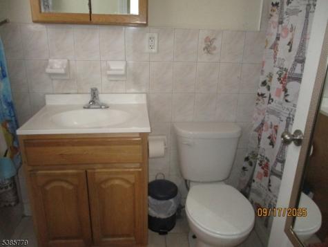 7 Kossuth Street Newark NJ 07105