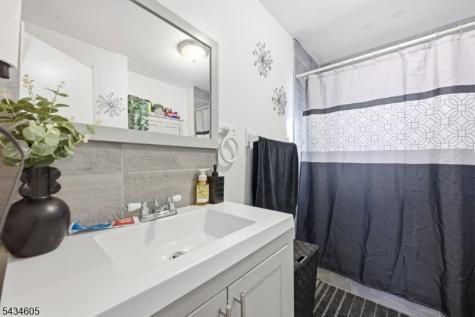 401 E 19th Street Paterson NJ 07524