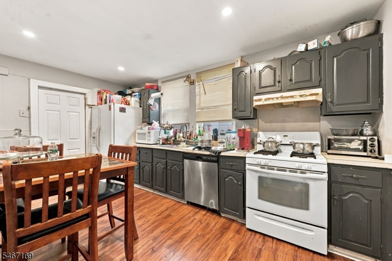 61 Spring Street Bloomfield NJ 07003