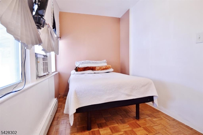 1303 26TH Street North Bergen NJ 07047