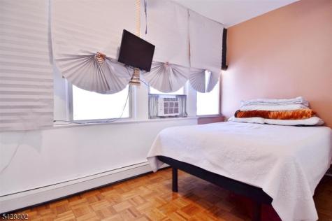1303 26TH Street North Bergen NJ 07047