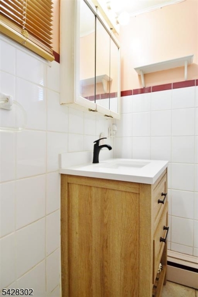 1303 26TH Street North Bergen NJ 07047