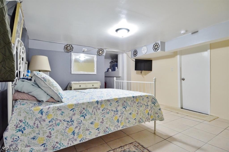 1303 26TH Street North Bergen NJ 07047