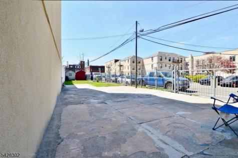 1303 26TH Street North Bergen NJ 07047