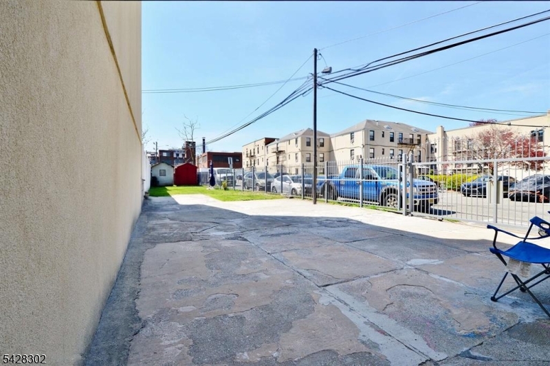 1303 26TH Street North Bergen NJ 07047