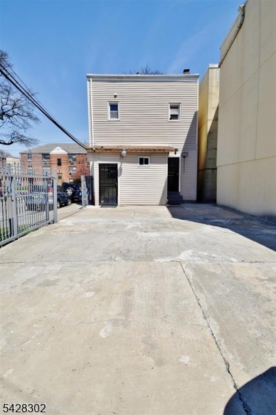 1303 26TH Street North Bergen NJ 07047