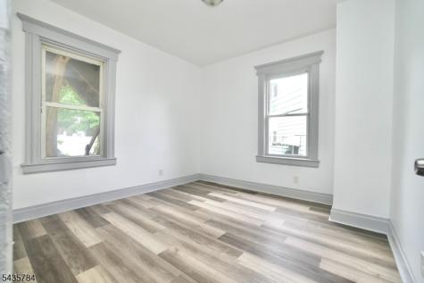 240 Sunset Avenue Newark NJ 07106