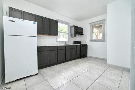 240 Sunset Avenue Newark NJ 07106
