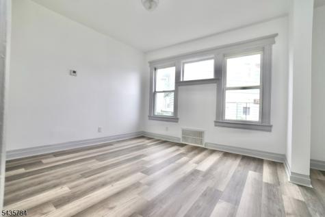 240 Sunset Avenue Newark NJ 07106