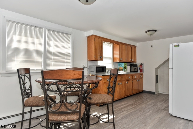 27 Hillcrest Avenue Lodi NJ 07644