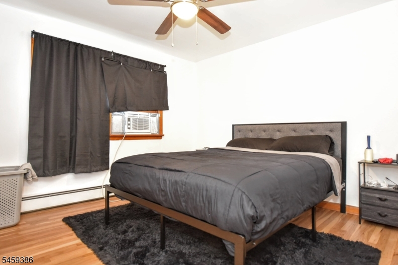 27 Hillcrest Avenue Lodi NJ 07644