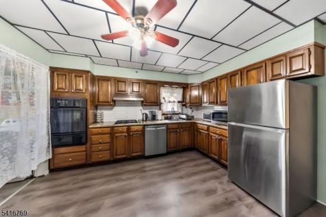 409 Hamilton Street Harrison NJ 07029