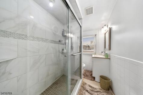 409 Hamilton Street Harrison NJ 07029