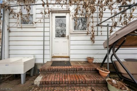 409 Hamilton Street Harrison NJ 07029