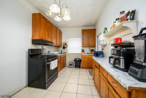 527 Cary Street City Of Orange NJ 07050