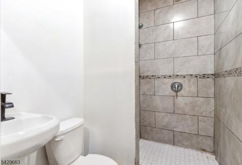 59 Adams Street Irvington NJ 07111