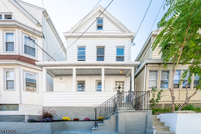 446 E 24th Street Paterson NJ 07514