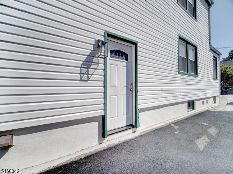 119 Garden Avenue Belleville NJ 07109