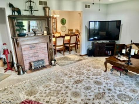 363 2ND Avenue Garwood NJ 07027