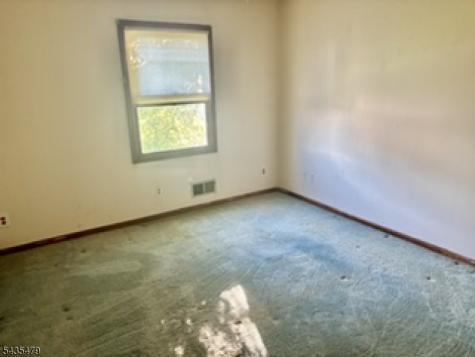 363 2ND Avenue Garwood NJ 07027