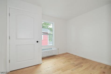 1277 E Front Street Plainfield NJ 07062