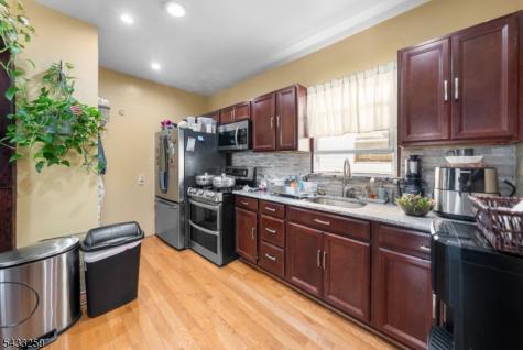 1058 Fanny Street Elizabeth NJ 07201