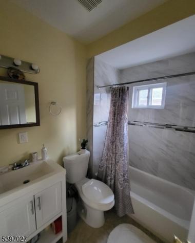 1371 Clinton Avenue Irvington NJ 07111