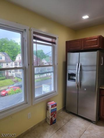 1371 Clinton Avenue Irvington NJ 07111