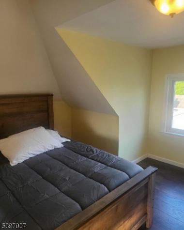 1371 Clinton Avenue Irvington NJ 07111