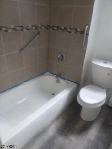 527 N Grove Street East Orange NJ 07017