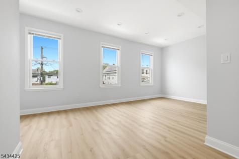 145 Tappan Street Kearny NJ 07032