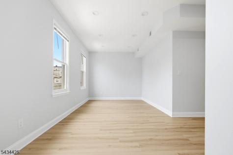 145 Tappan Street Kearny NJ 07032