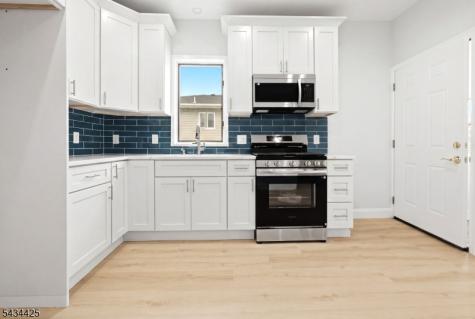 145 Tappan Street Kearny NJ 07032