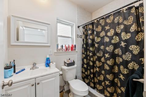 14 Spencer Street Elizabeth NJ 07202