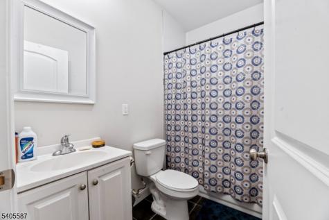 14 Spencer Street Elizabeth NJ 07202