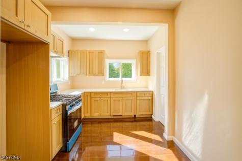 153 Walnut Street Montclair NJ 07042