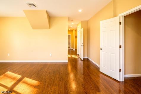 153 Walnut Street Montclair NJ 07042