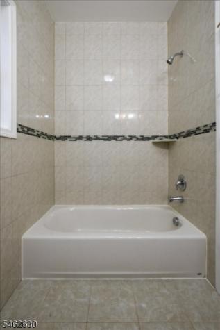 28 Davis Street Harrison NJ 07029