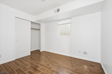 28 Davis Street Harrison NJ 07029