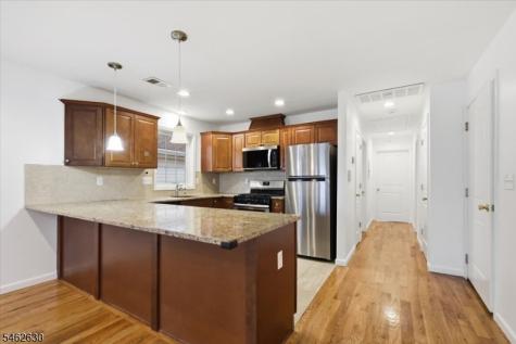 28 Davis Street Harrison NJ 07029