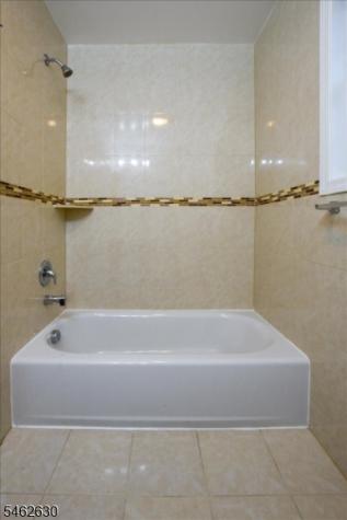 28 Davis Street Harrison NJ 07029