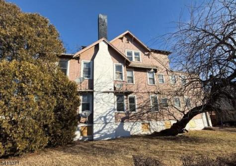 304 S Burnett Street East Orange NJ 07018