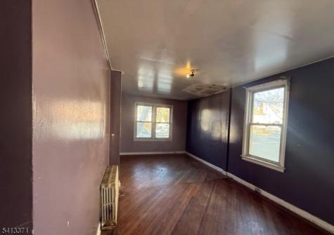 304 S Burnett Street East Orange NJ 07018